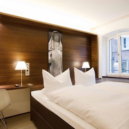 Hotel Stern Am Rathaus Kolonia Zewnętrze zdjęcie