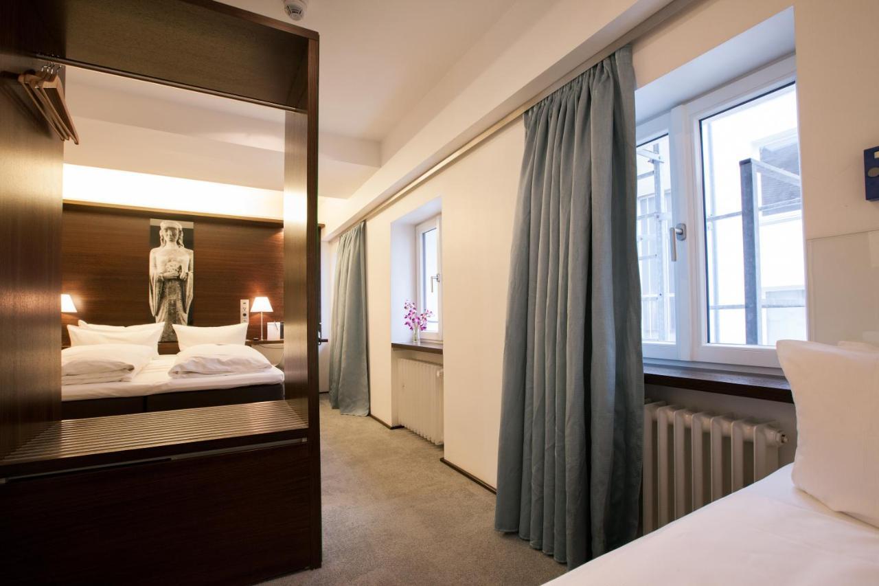 Hotel Stern Am Rathaus Kolonia Zewnętrze zdjęcie